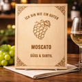 Holzschild Moscato – Lasergravur Weinliebhaber Geschenk | Süß & Subtil