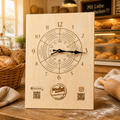 Bäcker-Uhr aus Holz – Personalisierte Backstuben Wanduhr mit Arbeitsabläufen – Lasergravierte Holz Uhr für Bäckerei & Backstube
